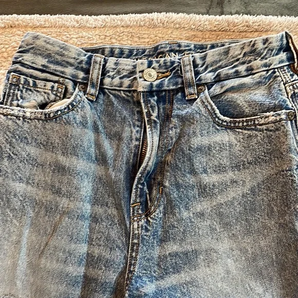 American Eagle Acid Wash Mom Jeans - Picture 2 of 4